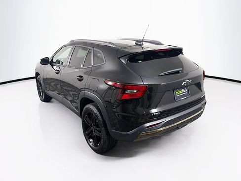 Used 2025 Chevrolet Trax ACTIV w/ Driver Confidence Package FWD image 5