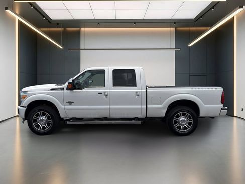 Used 2014 Ford F250 Platinum w/ FX4 Off-Road Package AWD/4WD image 2