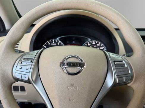 Used 2016 Nissan Altima 2.5 S w/ Power Driver Seat Package FWD image 20