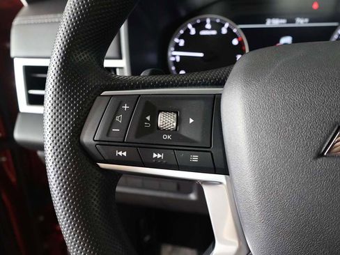 New 2026 Mitsubishi Outlander ES FWD image 38