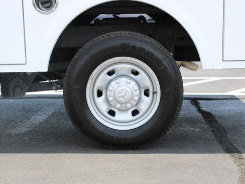 Used 2024 RAM 2500 Tradesman RWD image 39