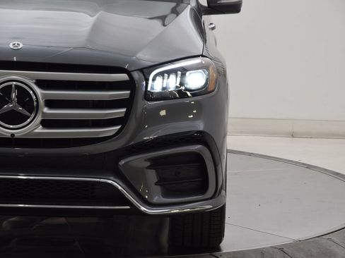 New 2026 Mercedes-Benz GLS 450 4MATIC image 10