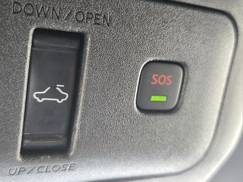 Used 2024 Nissan Frontier PRO-4X w/ Pro Premium Package AWD/4WD image 22