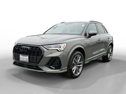 Certified 2025 Audi Q3 2.0T Premium w/ Convenience Package