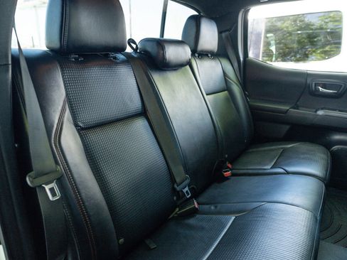 Used 2019 Toyota Tacoma TRD Pro AWD/4WD image 18