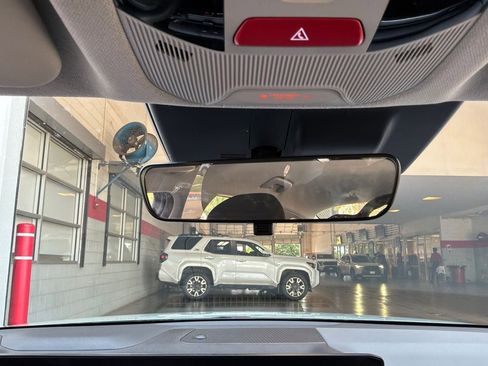 Used 2025 Kia K4 FWD image 16
