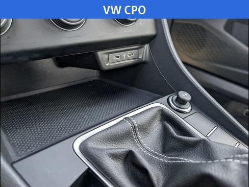 Certified 2024 Volkswagen Jetta Sport image 18