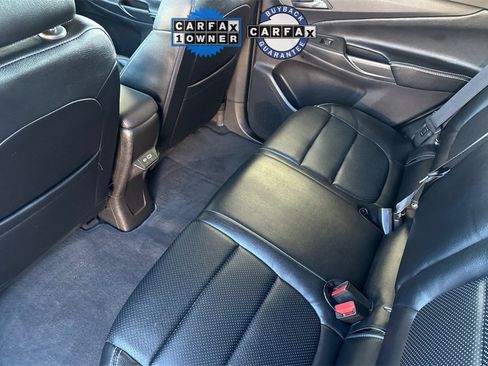 Used 2023 Chevrolet Bolt EUV LT w/ Comfort Package image 5