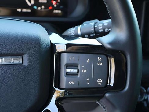 Certified 2024 Land Rover Defender 110 X-Dynamic SE AWD/4WD image 20