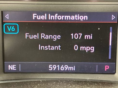 Used 2019 Chevrolet Blazer LT w/ Sun and Wheels Package image 21