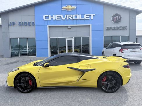 Used 2025 Chevrolet Corvette E-Ray AWD/4WD image 6