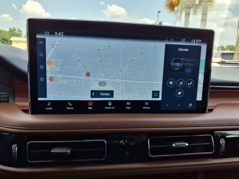 Used 2023 Lincoln Nautilus Reserve w/ Equipment Group 201A AWD/4WD image 28
