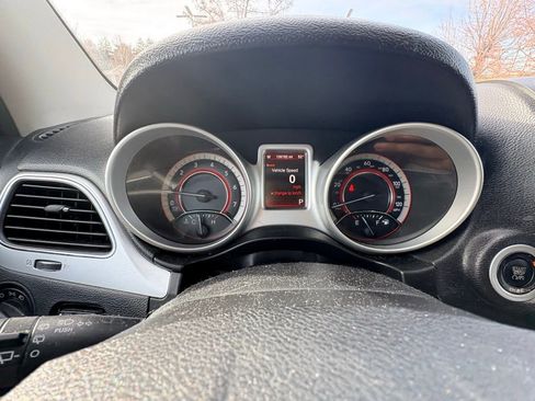 Used 2016 Dodge Journey R/T image 20