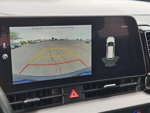 Used 2023 Kia Sportage EX FWD image 17