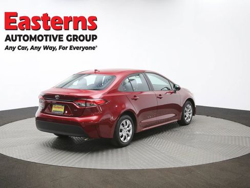 Used 2024 Toyota Corolla LE image 39