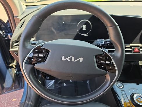 Used 2023 Kia Niro Wind w/ Wind Preserve Package FWD image 14