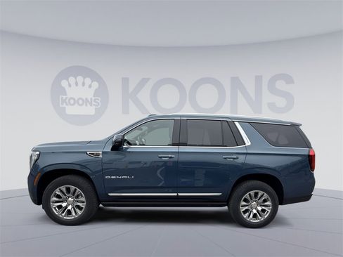 New 2026 GMC Yukon Denali w/ Sun & Power Step Package image 2