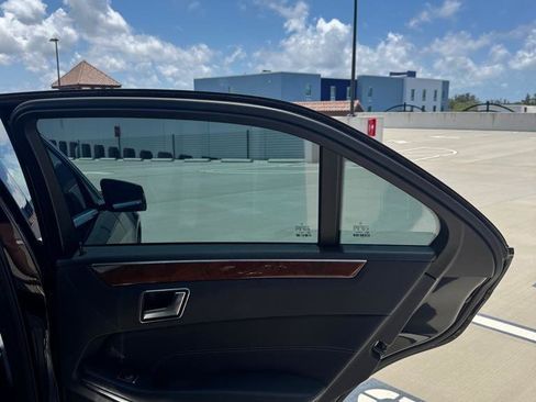 Used 2014 Mercedes-Benz E 350 Sedan image 17