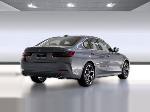Used 2026 BMW 330i Sedan w/ Premium Package RWD image 8