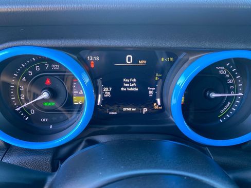 Used 2022 Jeep Wrangler Unlimited Sahara image 16