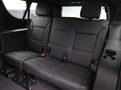 New 2026 GMC Yukon XL Denali image 13
