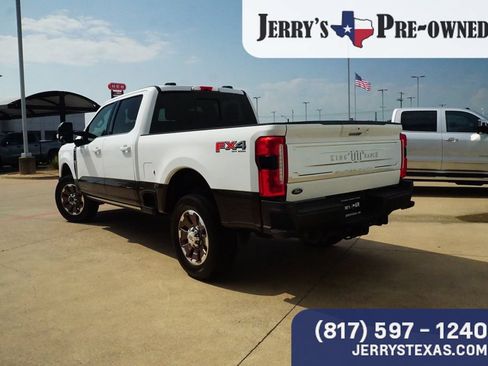Used 2024 Ford F250 King Ranch w/ FX4 Off-Road Package AWD/4WD image 2