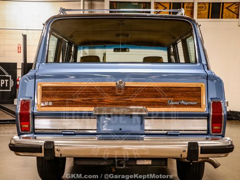 Used 1987 Jeep Grand Wagoneer AWD/4WD image 39