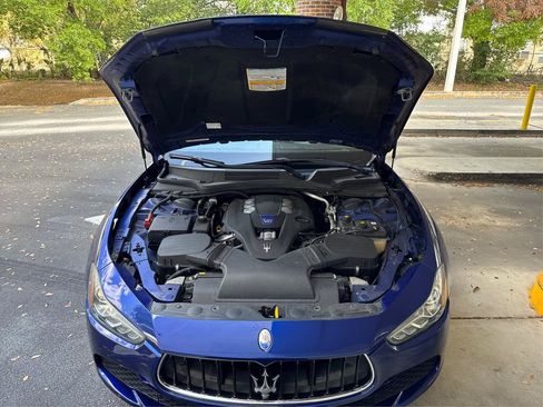 Used 2016 Maserati Ghibli S RWD image 11
