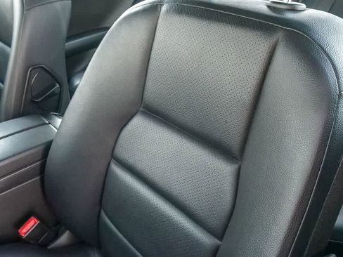 Used 2011 Mercedes-Benz C 350 Sport image 20