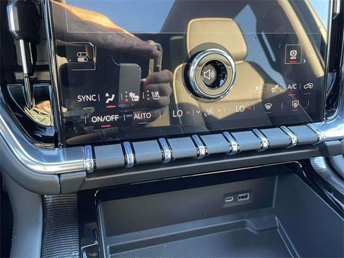 New 2026 GMC Yukon XL Elevation w/ Elevation Premium Package image 17