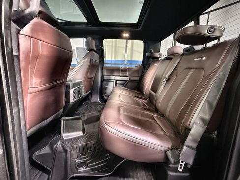 Used 2016 Ford F150 Platinum w/ Equipment Group 701A Luxury image 32