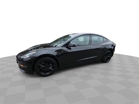 Used 2022 Tesla Model 3 Long Range image 4