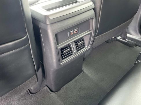 Used 2024 Nissan Murano SV w/ SV Midnight Edition Package FWD image 11