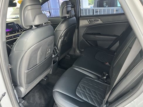 Used 2023 Kia Sportage X-Line w/ X-Line Premium Package AWD/4WD image 3