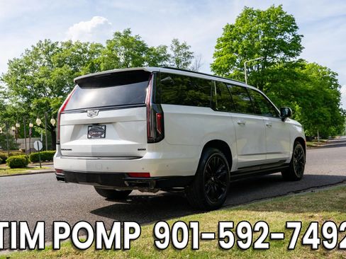 Used 2023 Cadillac Escalade ESV Sport Platinum w/ Heavy-Duty Trailer Package image 5