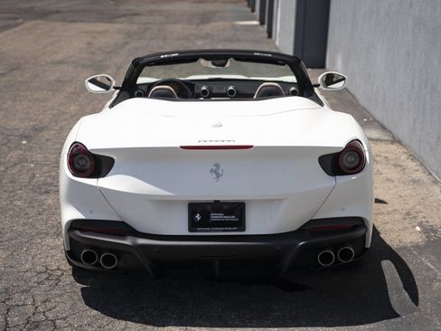 Used 2023 Ferrari Portofino M RWD image 4