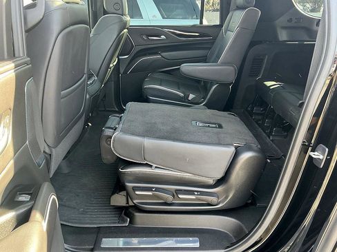 Used 2023 Cadillac Escalade ESV Sport image 25
