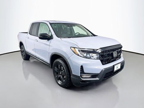New 2026 Honda Ridgeline Black Edition image 3