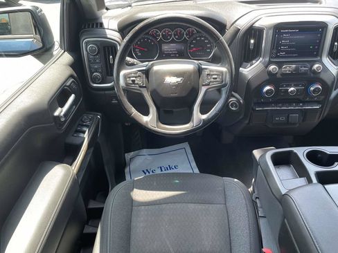 Used 2022 Chevrolet Silverado 1500 LT AWD/4WD image 21