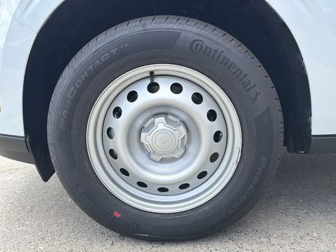 New 2026 Ford Maverick XL FWD image 9