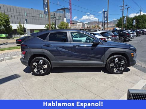 Certified 2025 Hyundai Kona SEL AWD/4WD image 2
