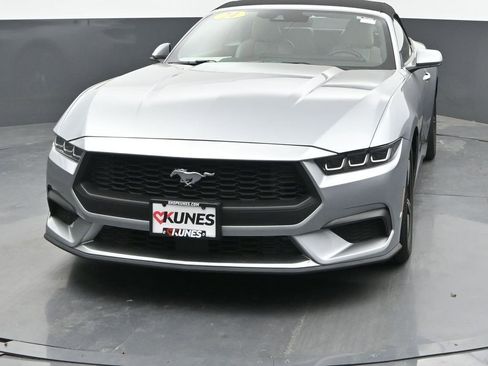 Used 2024 Ford Mustang Premium RWD image 4