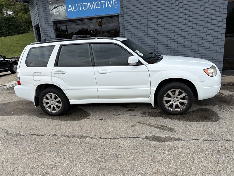 Used 2006 Subaru Forester 2.5X w/ Popular Equipment Group 1C AWD/4WD image 2