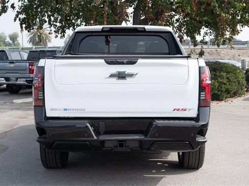 New 2024 Chevrolet Silverado EV RST image 44