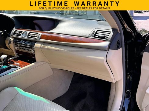 Used 2013 Lexus LS 460 w/ Comfort Pkg RWD image 17
