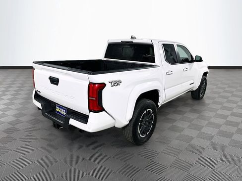Certified 2024 Toyota Tacoma TRD Sport w/ TRD Sport Upgrade Package AWD/4WD image 7