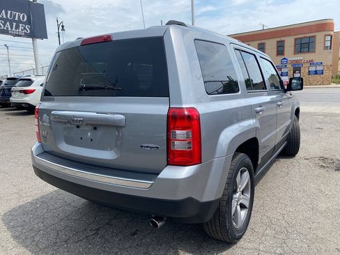 Used 2016 Jeep Patriot High Altitude AWD/4WD image 7