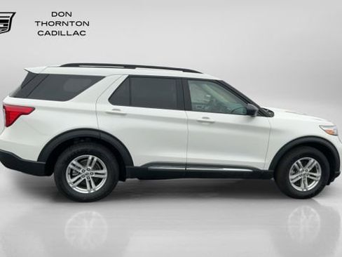 Used 2022 Ford Explorer XLT w/ Equipment Group 202A AWD/4WD image 6