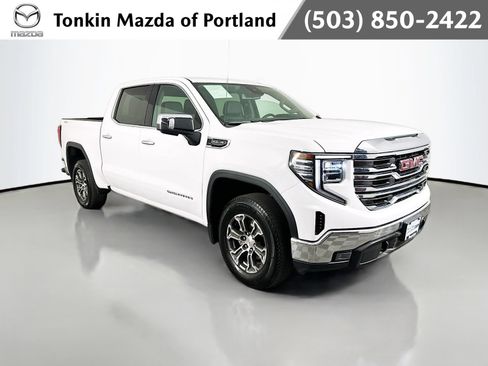 Used 2025 GMC Sierra 1500 SLT AWD/4WD image 1