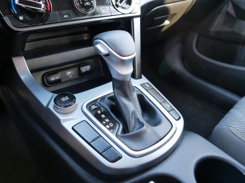 Certified 2024 Kia Seltos LX image 24